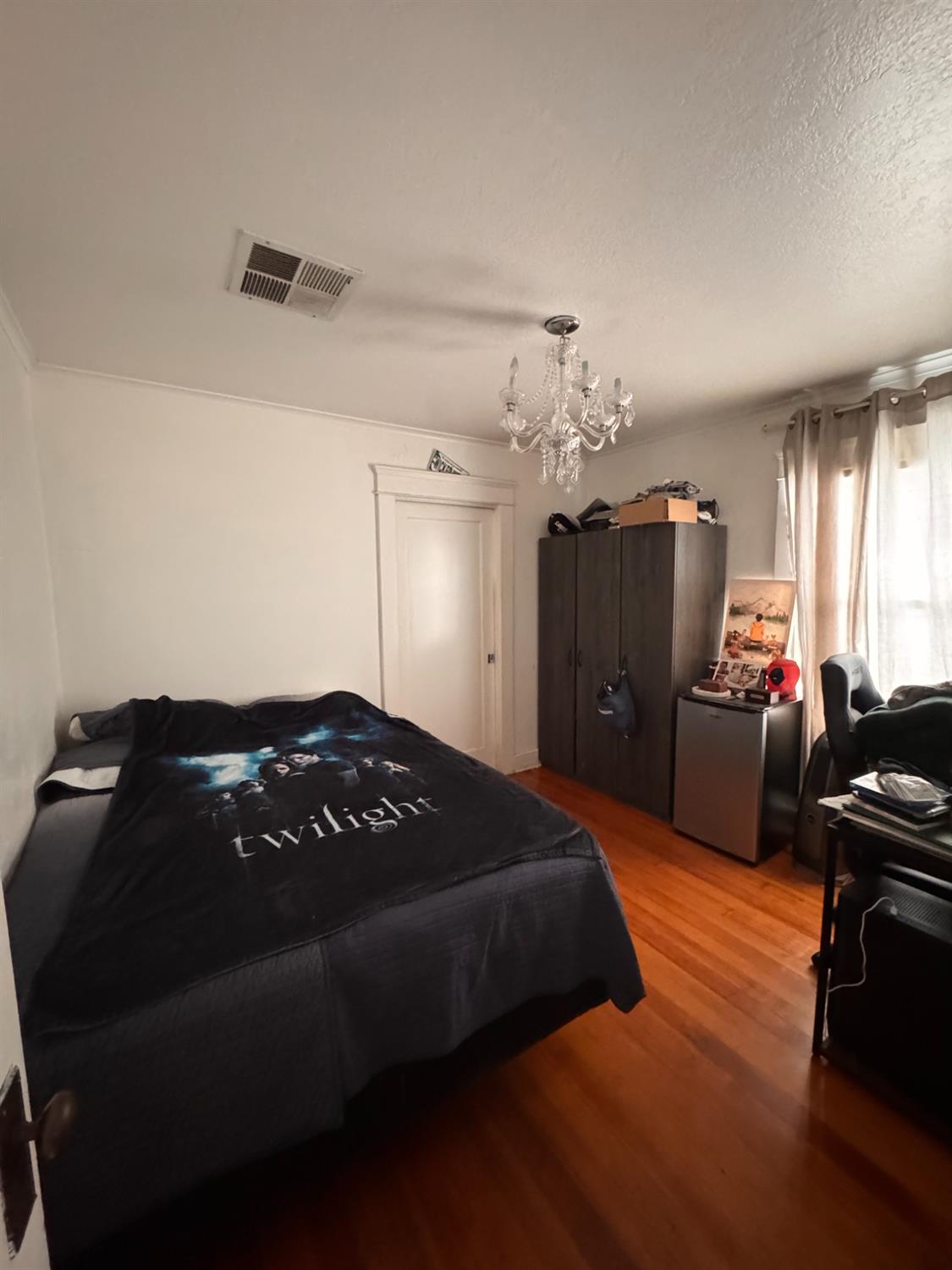 Detail Gallery Image 8 of 17 For 306 Maynell Ave, Modesto,  CA 95354 - 2 Beds | 2 Baths