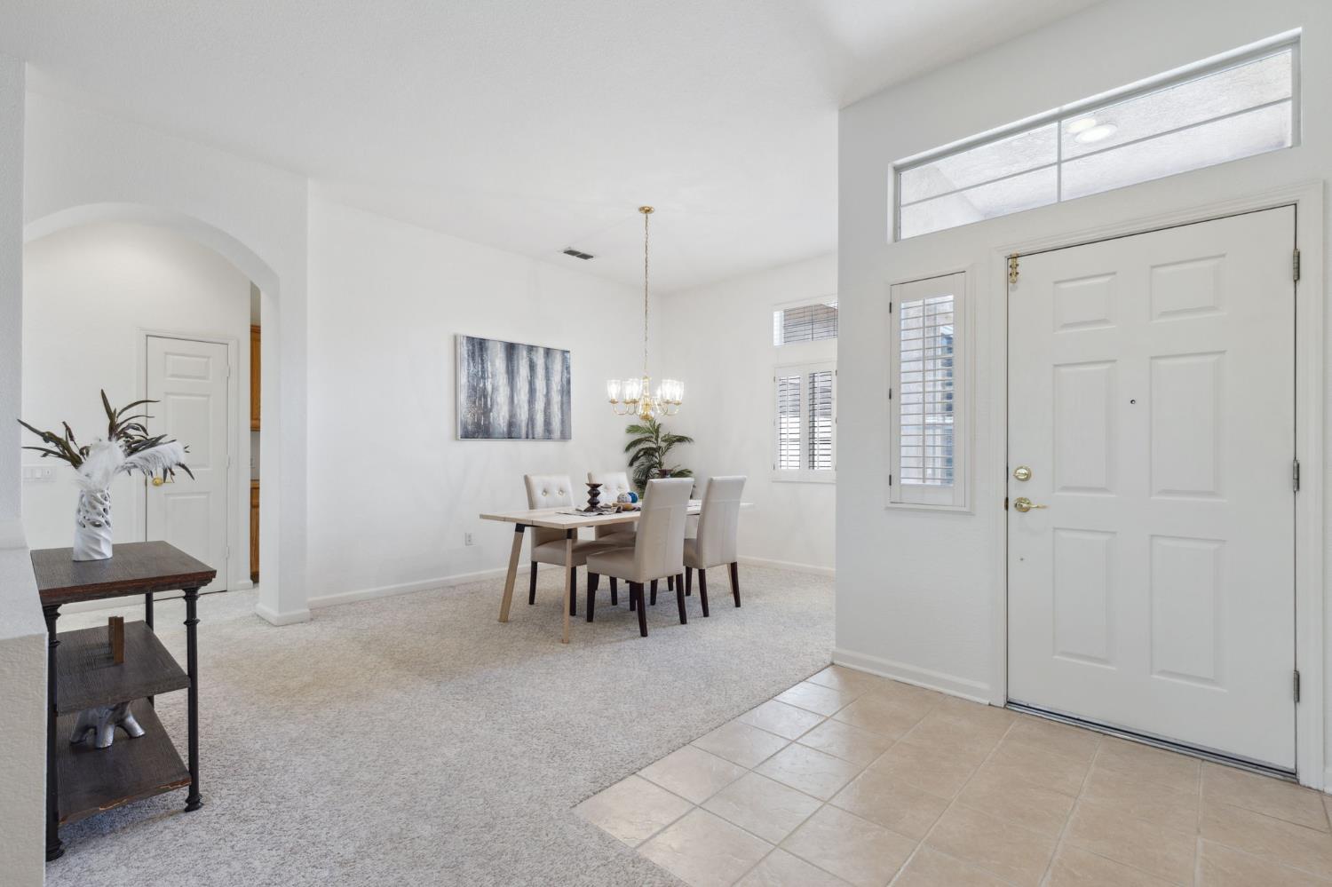 Detail Gallery Image 9 of 38 For 5237 Sugar Pine Loop, Roseville,  CA 95747 - 2 Beds | 2 Baths