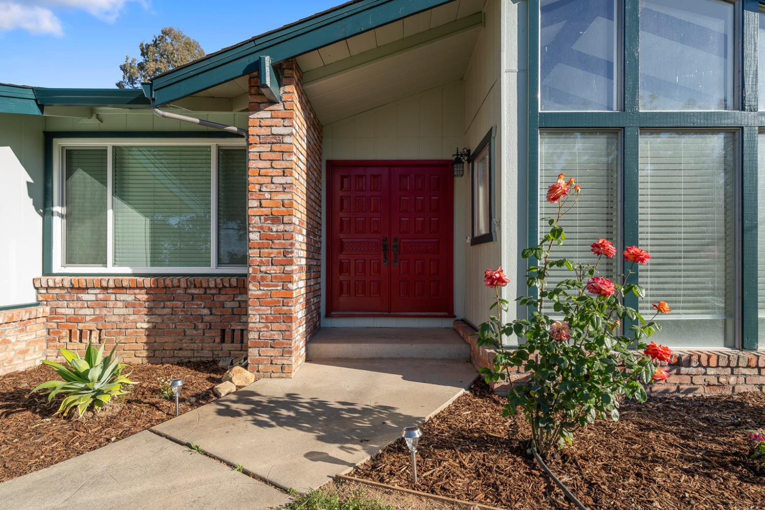 Detail Gallery Image 3 of 62 For 8651 Bader Rd, Elk Grove,  CA 95624 - 3 Beds | 2 Baths