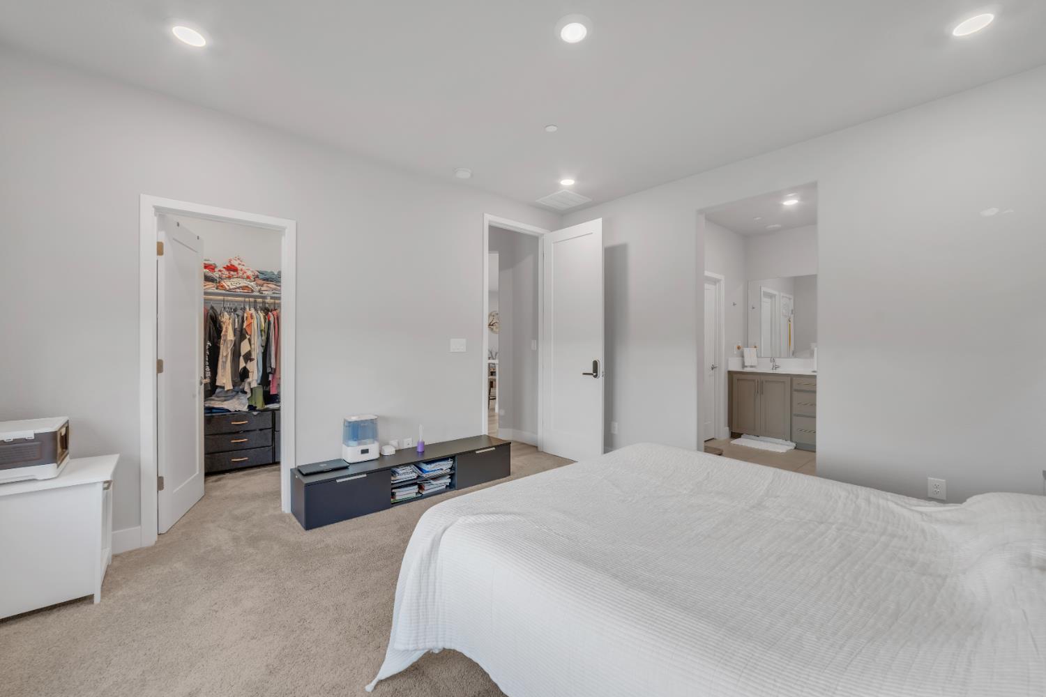 Detail Gallery Image 17 of 35 For 3429 Tall Oaks Bend Way, Folsom,  CA 95630 - 3 Beds | 2 Baths