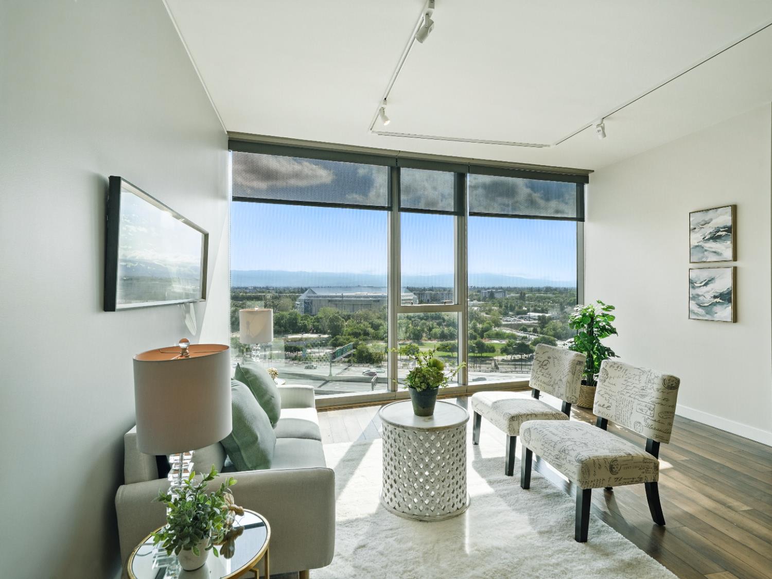 Detail Gallery Image 3 of 22 For 38 N Almaden Blvd #1303,  San Jose,  CA 95110 - 1 Beds | 1 Baths