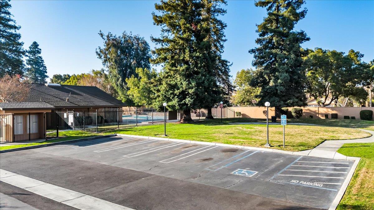 Detail Gallery Image 37 of 44 For 525 Lincoln Ave #C,  Modesto,  CA 95354 - 2 Beds | 1/1 Baths