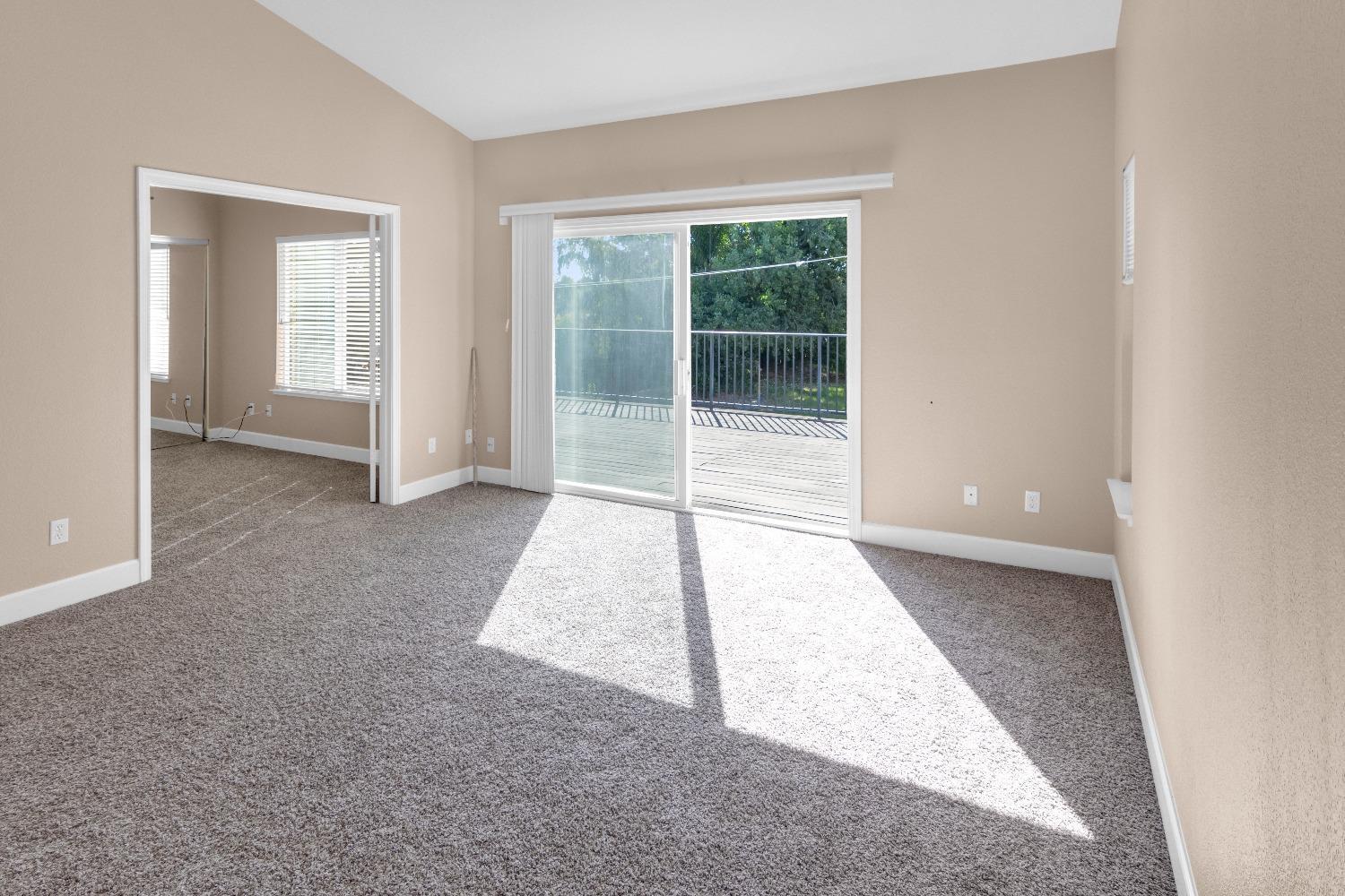 Detail Gallery Image 16 of 49 For 3510 Iron Canyon Cir, Stockton,  CA 95209 - 5 Beds | 3 Baths