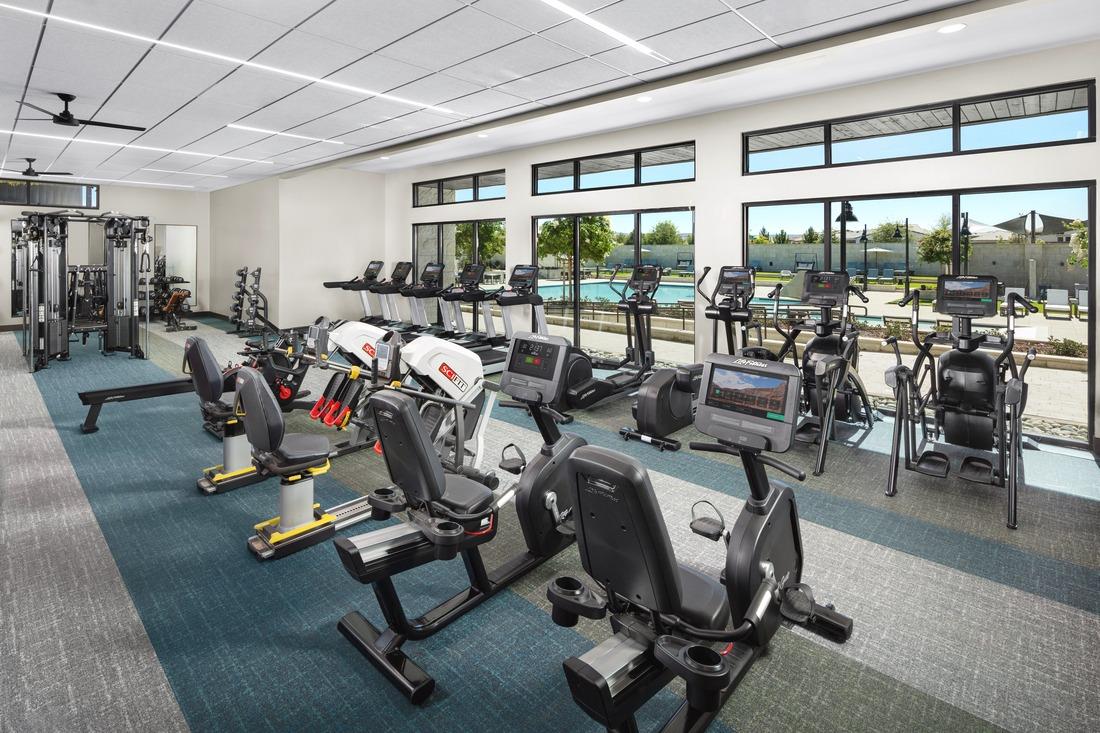 Detail Gallery Image 12 of 17 For 3542 Scenic Pl, Folsom,  CA 95630 - 2 Beds | 2 Baths