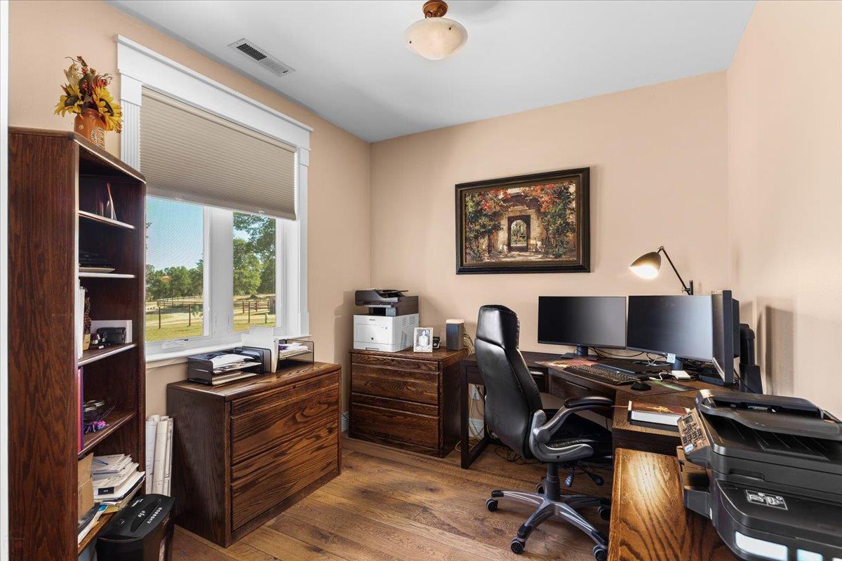 Detail Gallery Image 19 of 97 For 9267 7r Bar Rd, Angels Camp,  CA 95222 - 3 Beds | 3/1 Baths