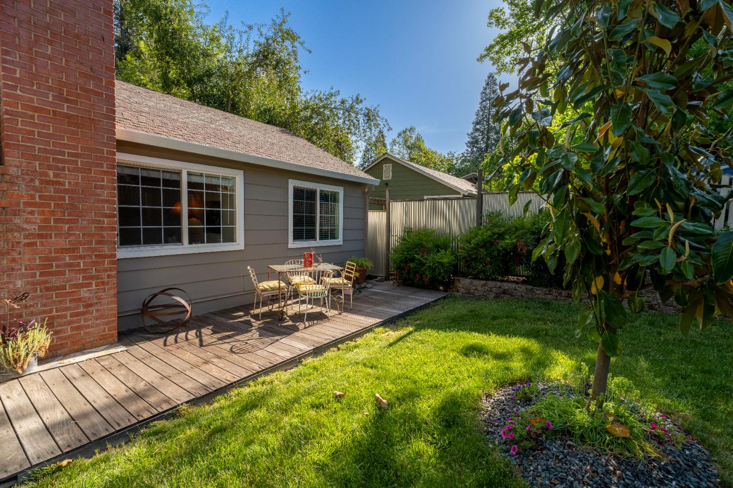 Detail Gallery Image 4 of 49 For 242 Brock Rd, Nevada City,  CA 95959 - 4 Beds | 2 Baths