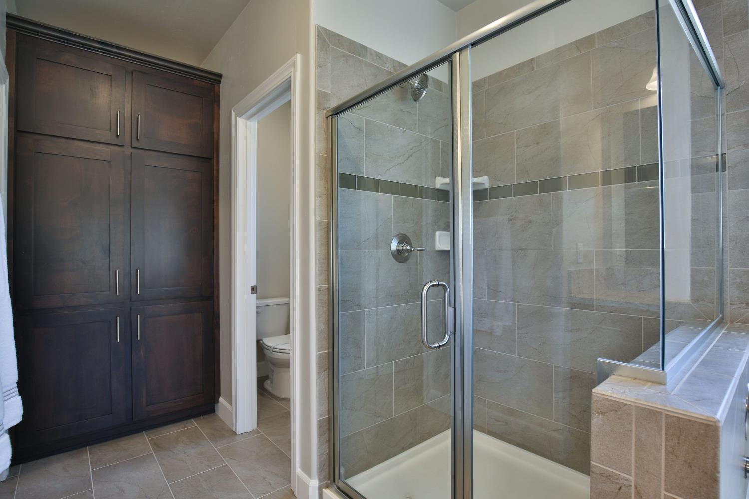Detail Gallery Image 16 of 18 For 3600 Loma Dr, Shingle Springs,  CA 95682 - 4 Beds | 3 Baths