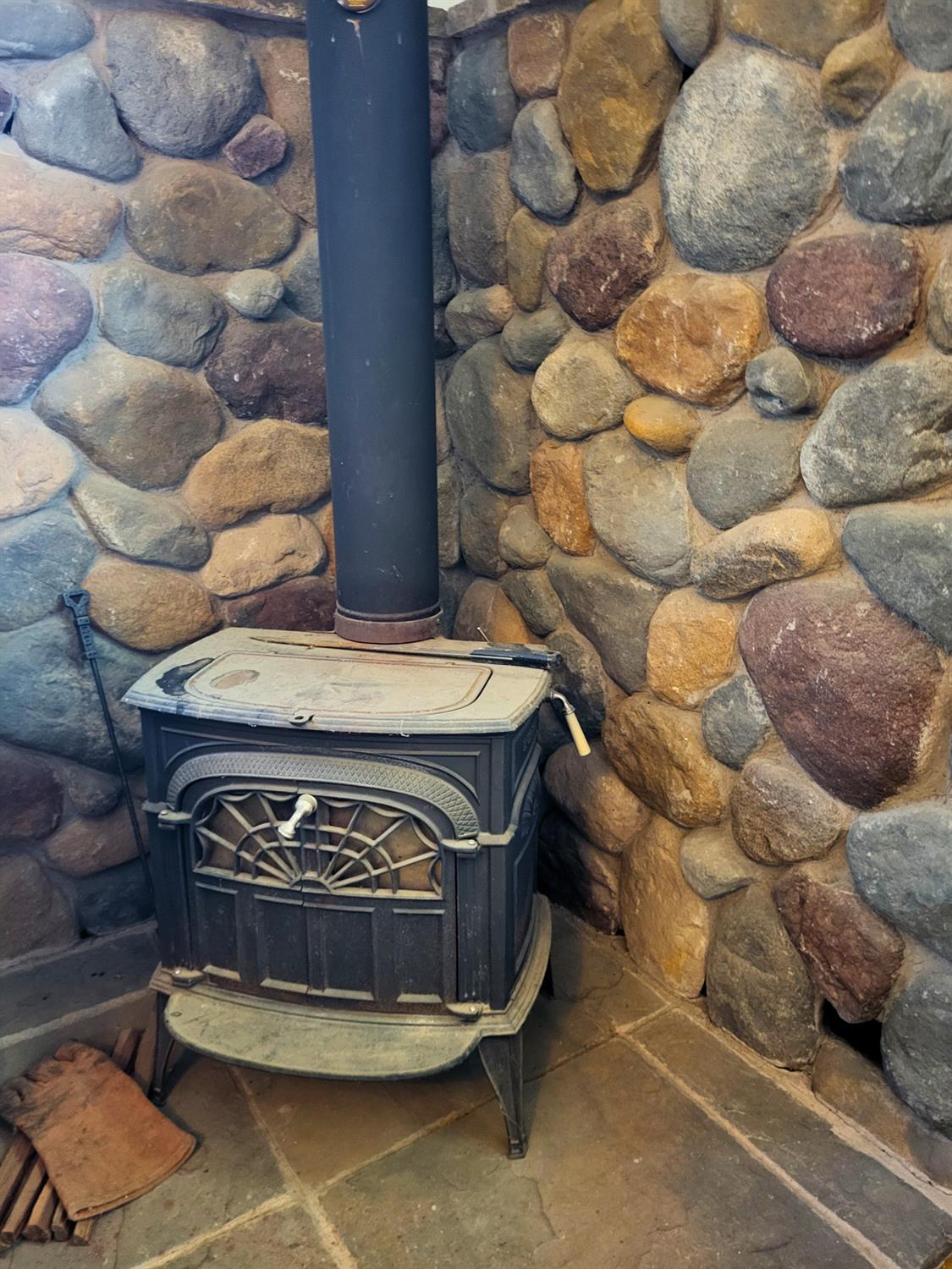 Detail Gallery Image 15 of 64 For 677 S Main Rd, Angels Camp,  CA 95222 - 3 Beds | 2/1 Baths