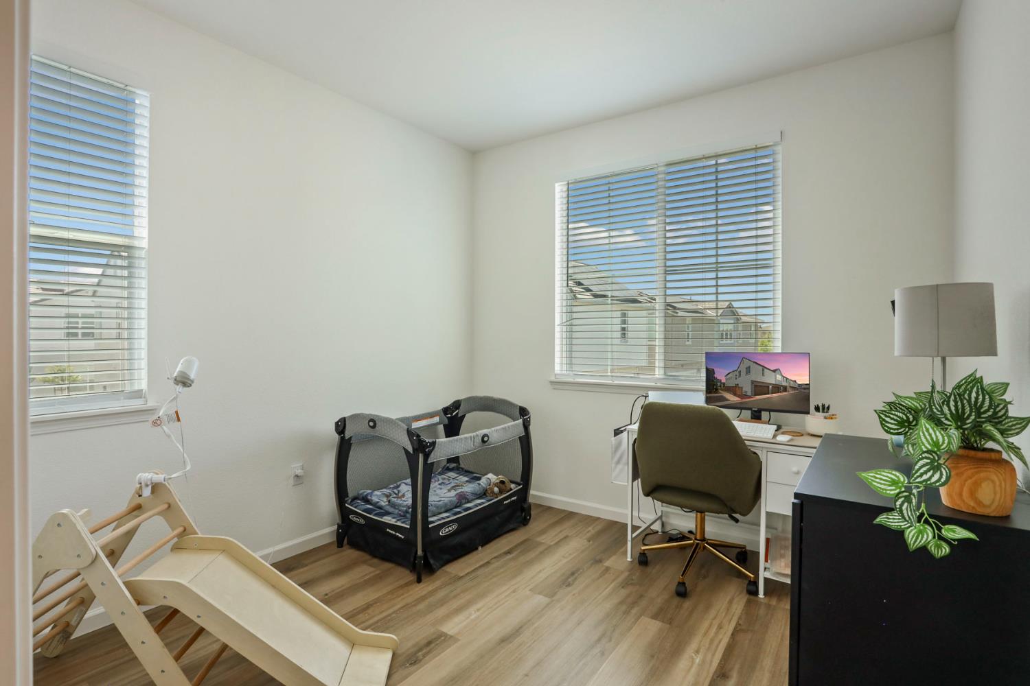 Detail Gallery Image 34 of 54 For 17481 Nightshore Dr, Lathrop,  CA 95330 - 3 Beds | 2 Baths