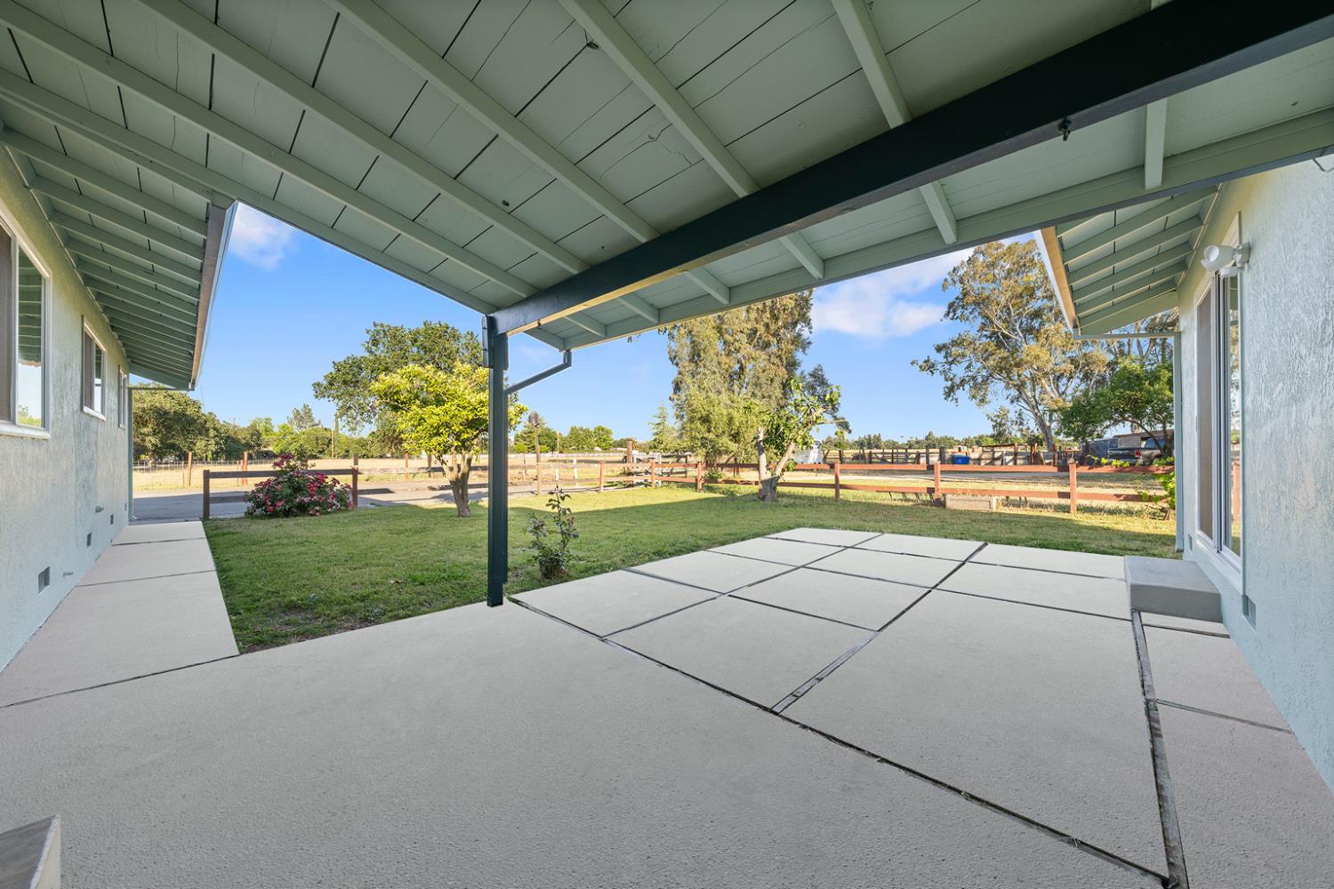 Detail Gallery Image 30 of 62 For 8651 Bader Rd, Elk Grove,  CA 95624 - 3 Beds | 2 Baths