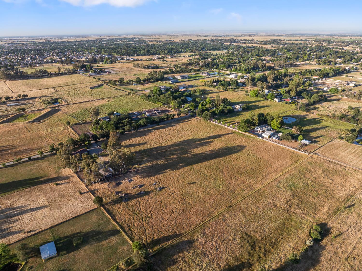 Detail Gallery Image 46 of 62 For 8651 Bader Rd, Elk Grove,  CA 95624 - 3 Beds | 2 Baths