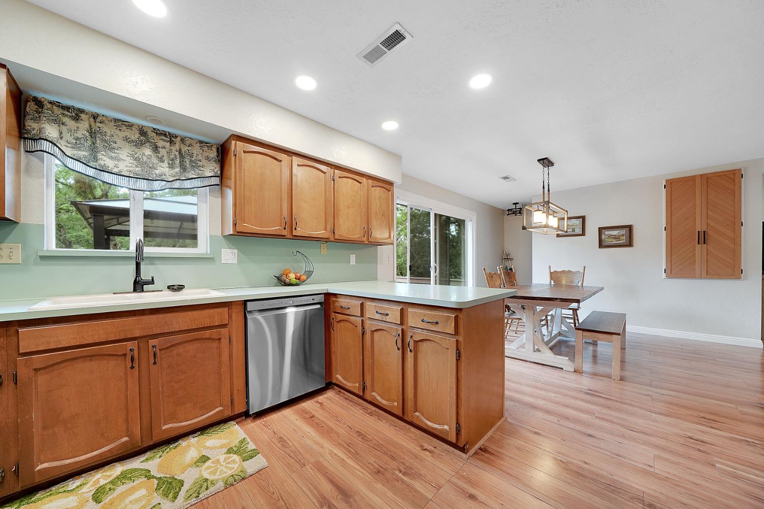 Detail Gallery Image 42 of 73 For 17640 Tannery Ln, Pine Grove,  CA 95665 - 3 Beds | 2 Baths