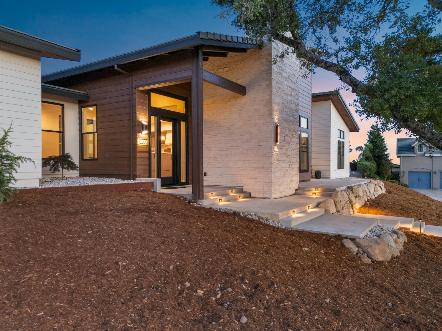 Detail Gallery Image 3 of 39 For 1700 Ridgeview Cir, Auburn,  CA 95603 - 4 Beds | 3/1 Baths