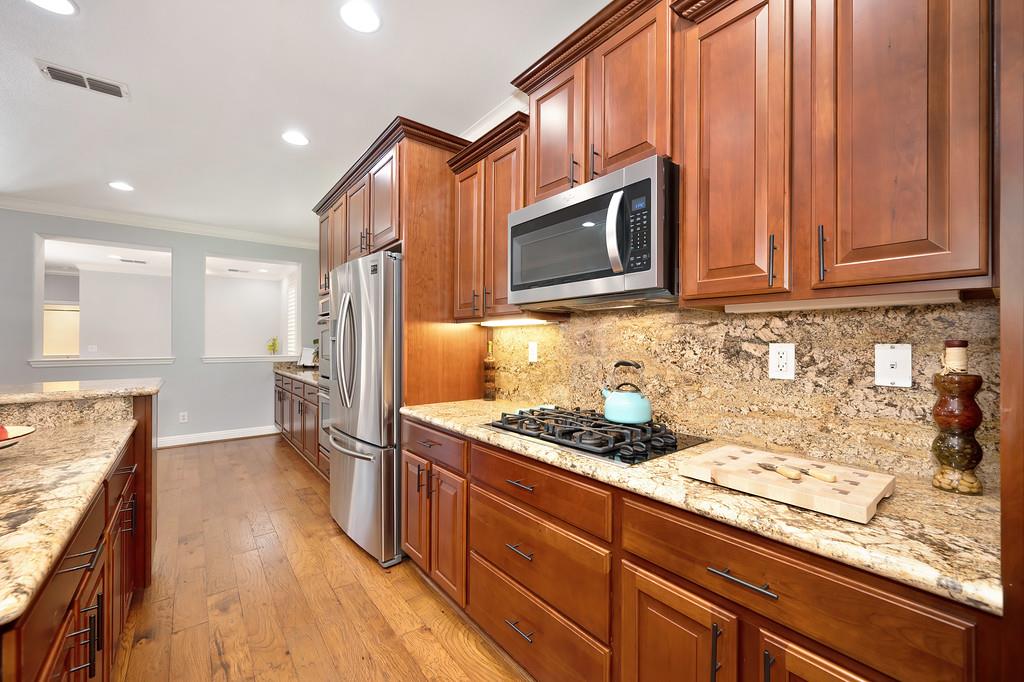 Detail Gallery Image 21 of 99 For 190 Montilla Cir, Sacramento,  CA 95835 - 2 Beds | 2 Baths