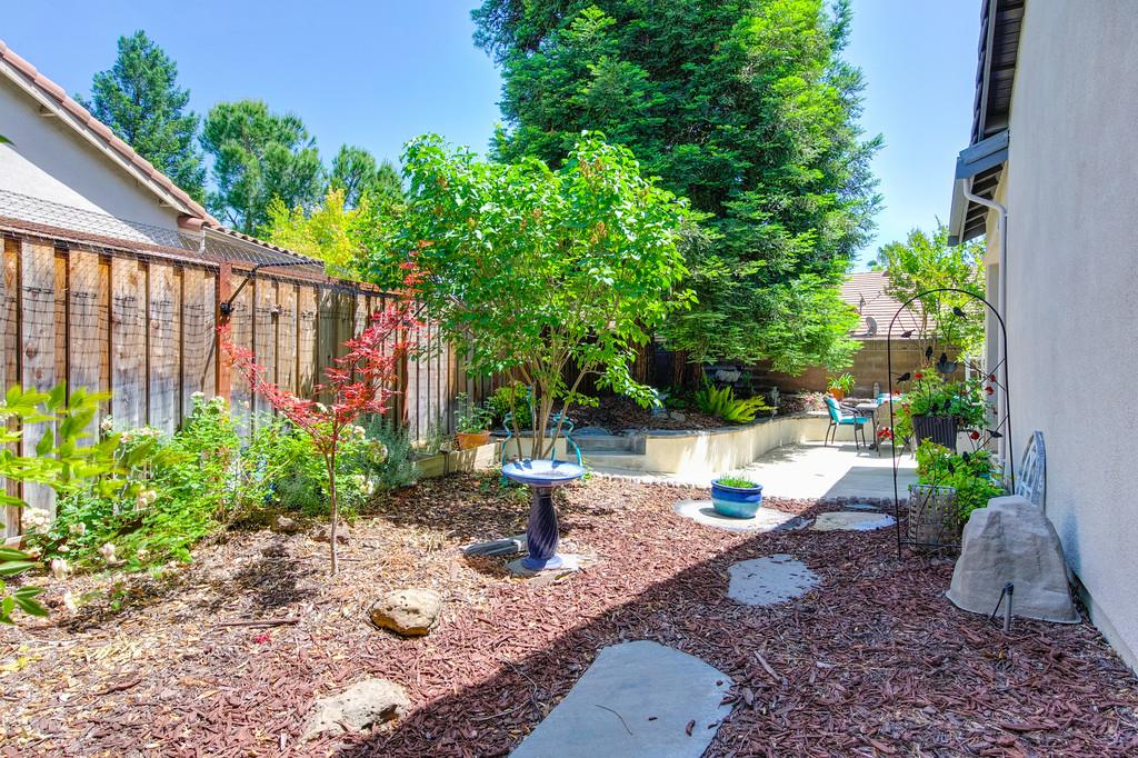 Detail Gallery Image 70 of 99 For 190 Montilla Cir, Sacramento,  CA 95835 - 2 Beds | 2 Baths