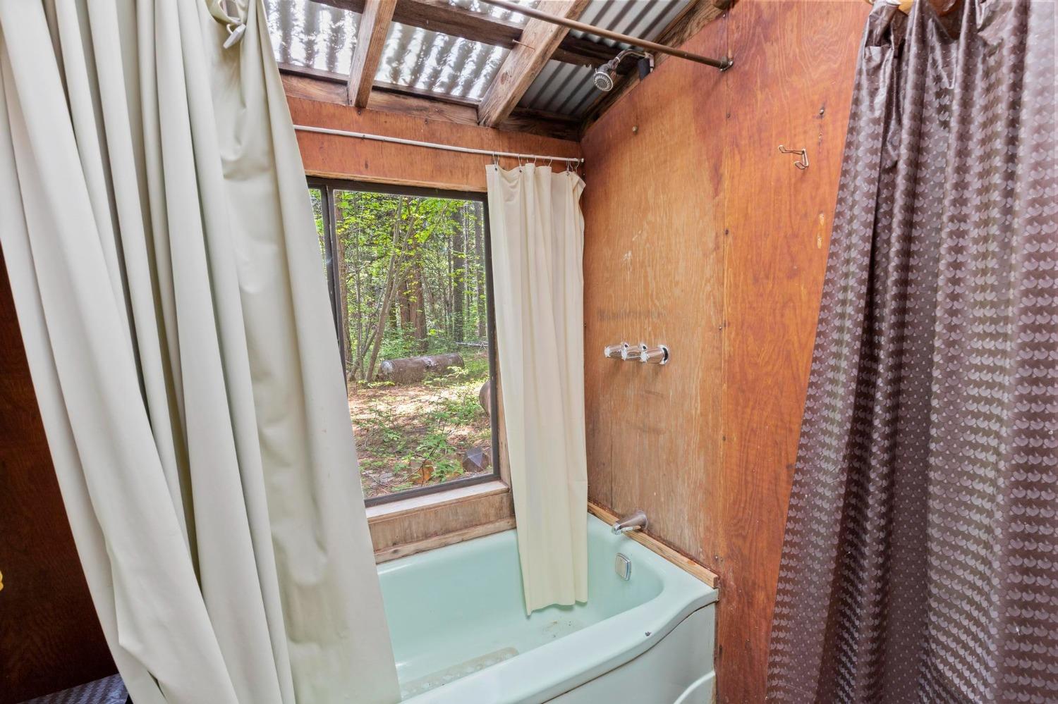 Detail Gallery Image 47 of 58 For 14138 La Porte Rd, Strawberry Valley,  CA 95981 - 2 Beds | 2/1 Baths