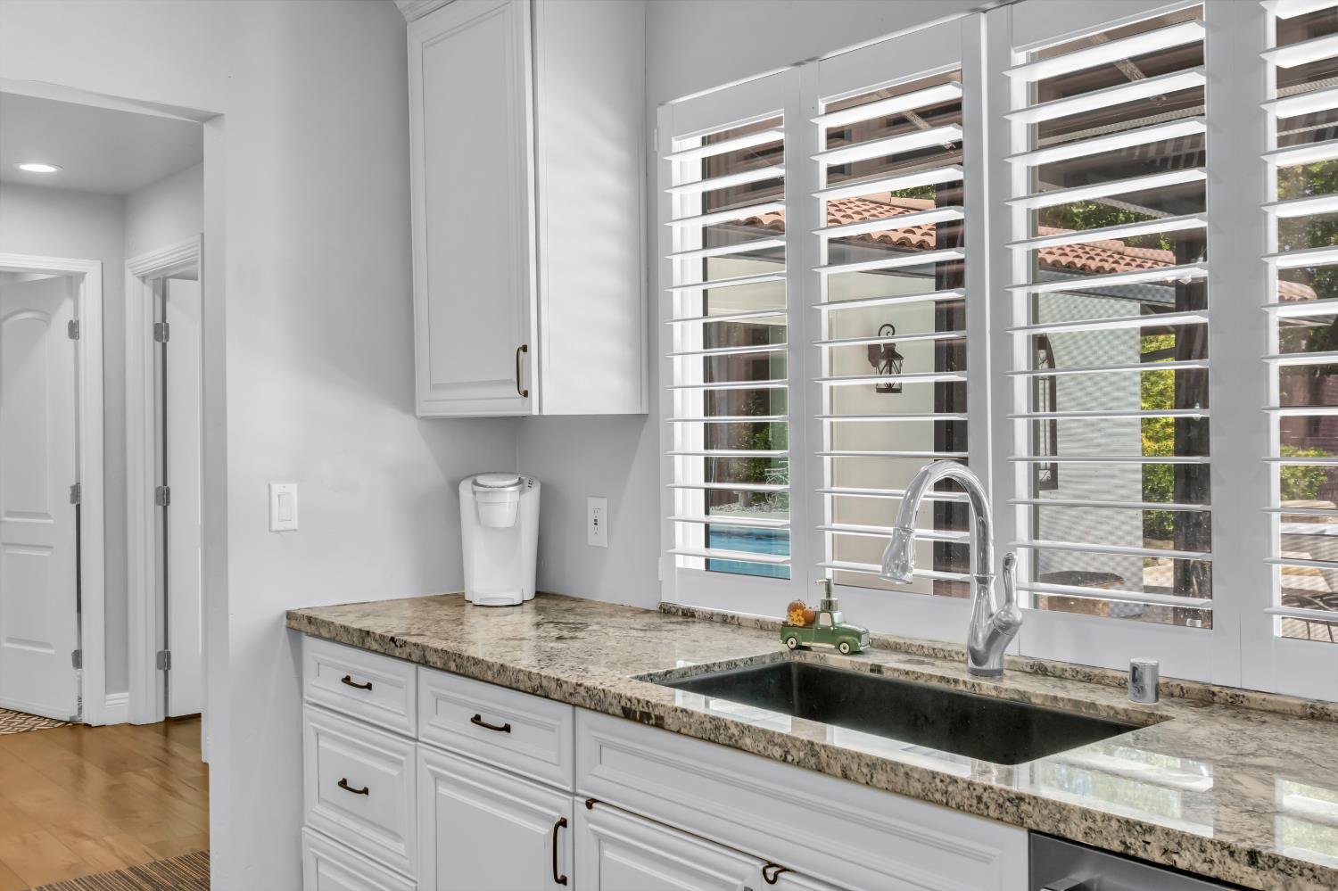 Detail Gallery Image 63 of 94 For 590 Kevington Ct, Sacramento,  CA 95864 - 4 Beds | 3/1 Baths