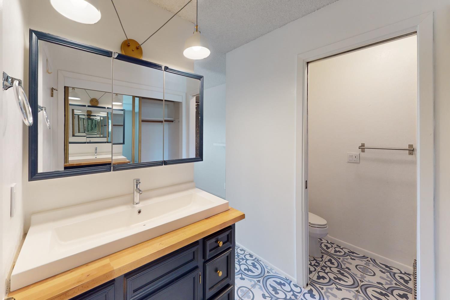 Detail Gallery Image 46 of 75 For 608 College St #11,  Woodland,  CA 95695 - 3 Beds | 2/1 Baths