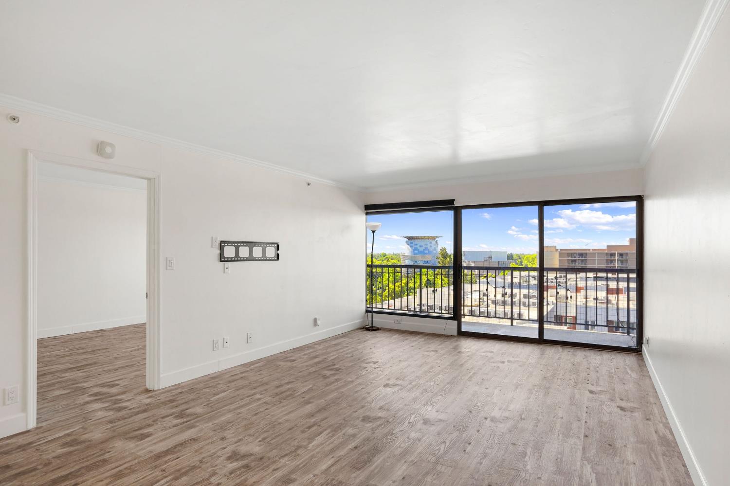 Photo #10: 225065069 Listing: Photo #10