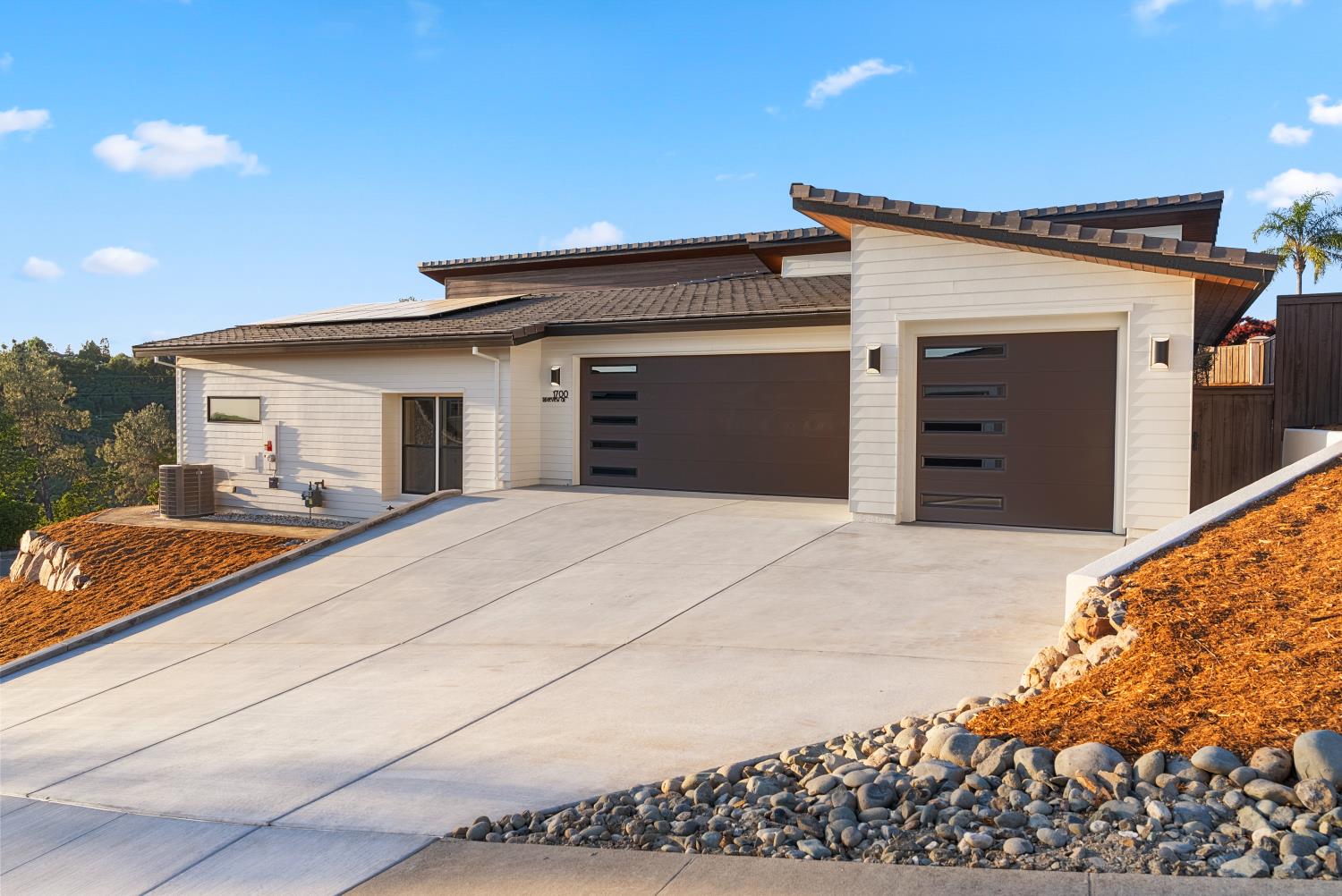 Detail Gallery Image 27 of 39 For 1700 Ridgeview Cir, Auburn,  CA 95603 - 4 Beds | 3/1 Baths