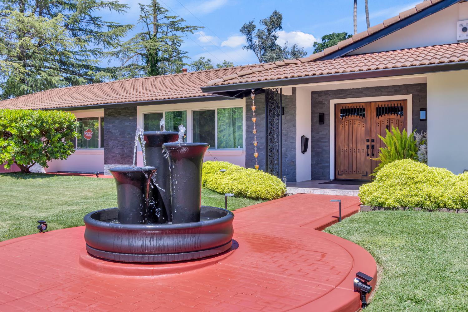 Detail Gallery Image 5 of 94 For 590 Kevington Ct, Sacramento,  CA 95864 - 4 Beds | 3/1 Baths