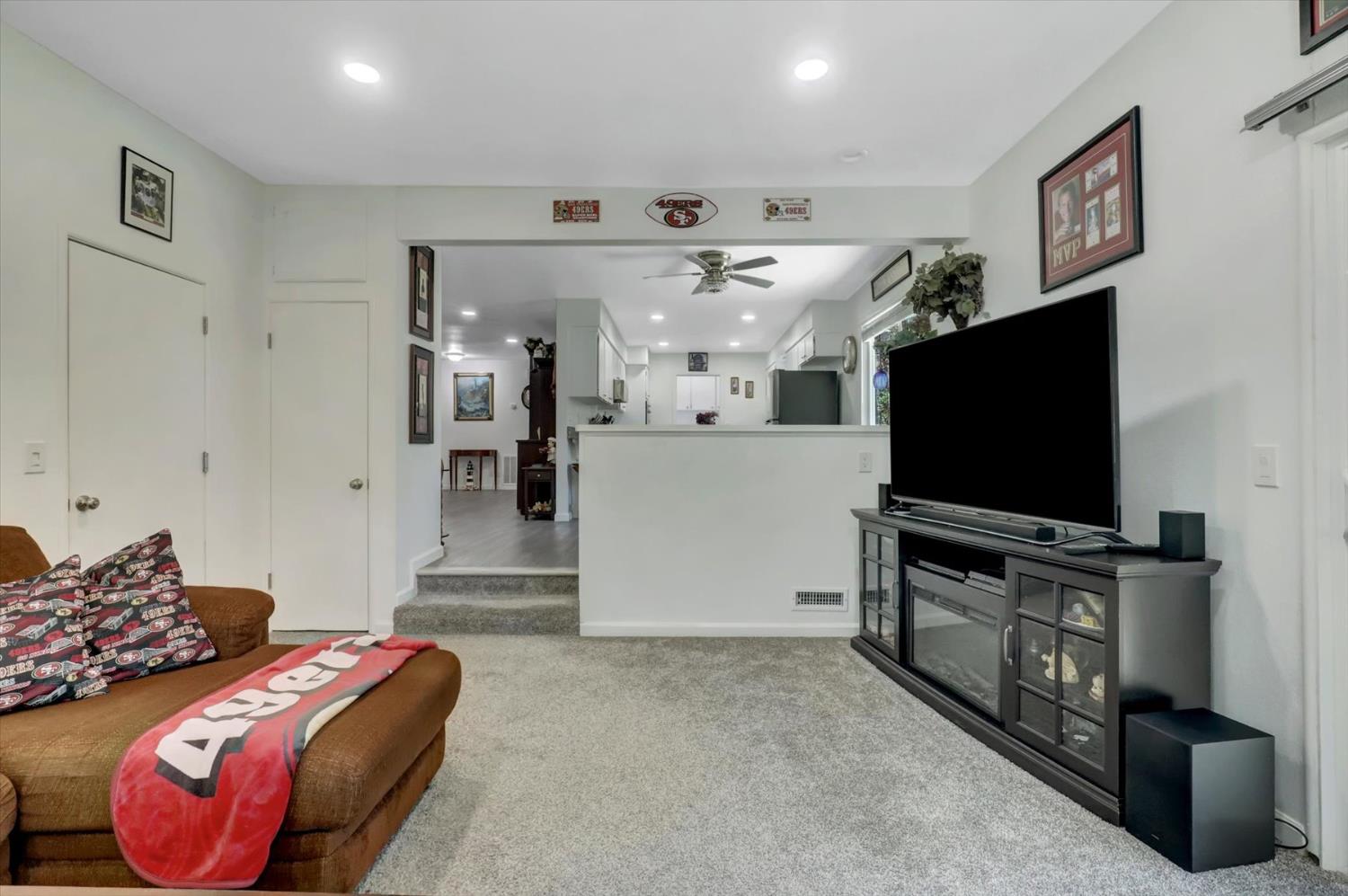 Detail Gallery Image 14 of 53 For 17730 Minnow Way, Penn Valley,  CA 95946 - 3 Beds | 2 Baths
