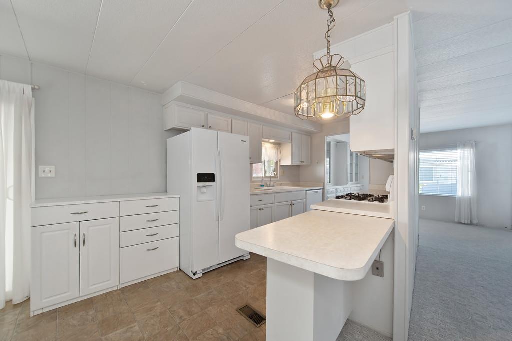 Detail Gallery Image 26 of 46 For 172 Rolling River Ln, Rancho Cordova,  CA 95670 - 2 Beds | 2 Baths