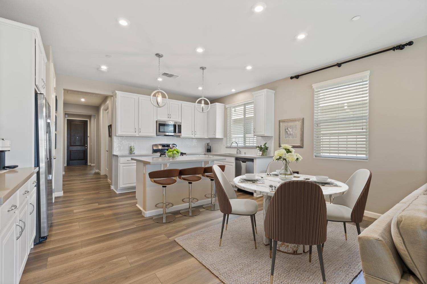 Detail Gallery Image 5 of 45 For 2616 Provincetown Way, Roseville,  CA 95747 - 4 Beds | 2 Baths