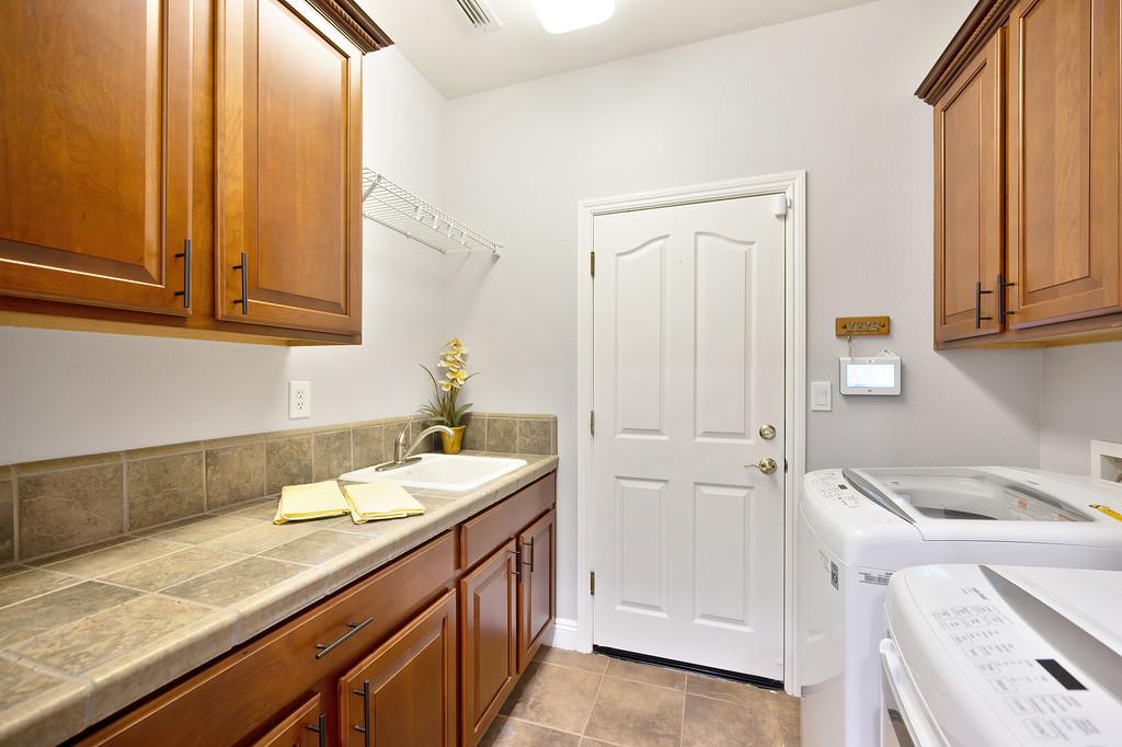 Detail Gallery Image 41 of 99 For 190 Montilla Cir, Sacramento,  CA 95835 - 2 Beds | 2 Baths