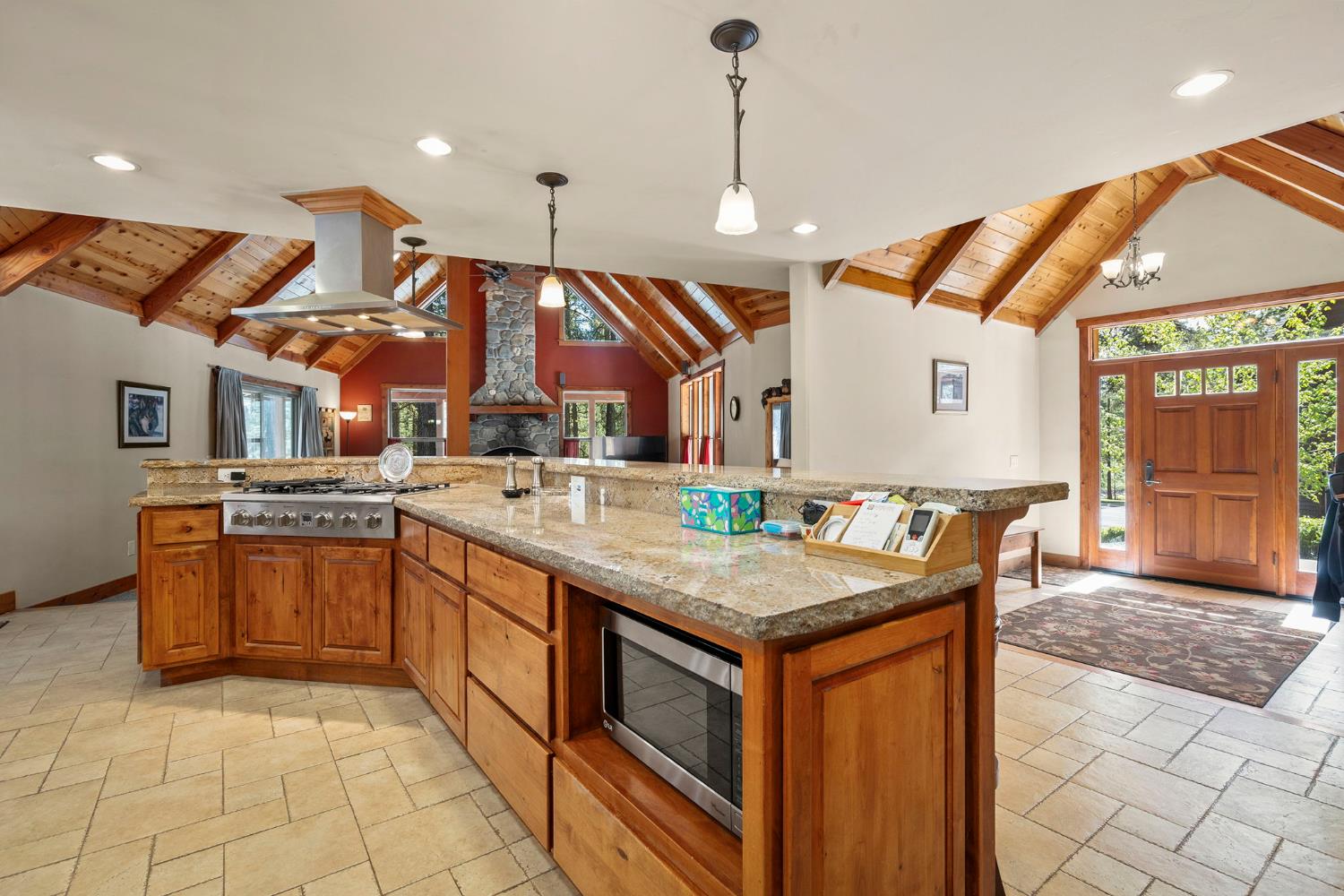 Detail Gallery Image 7 of 36 For 75 Pine Knoll Ct, Portola,  CA 96122 - 2 Beds | 2 Baths