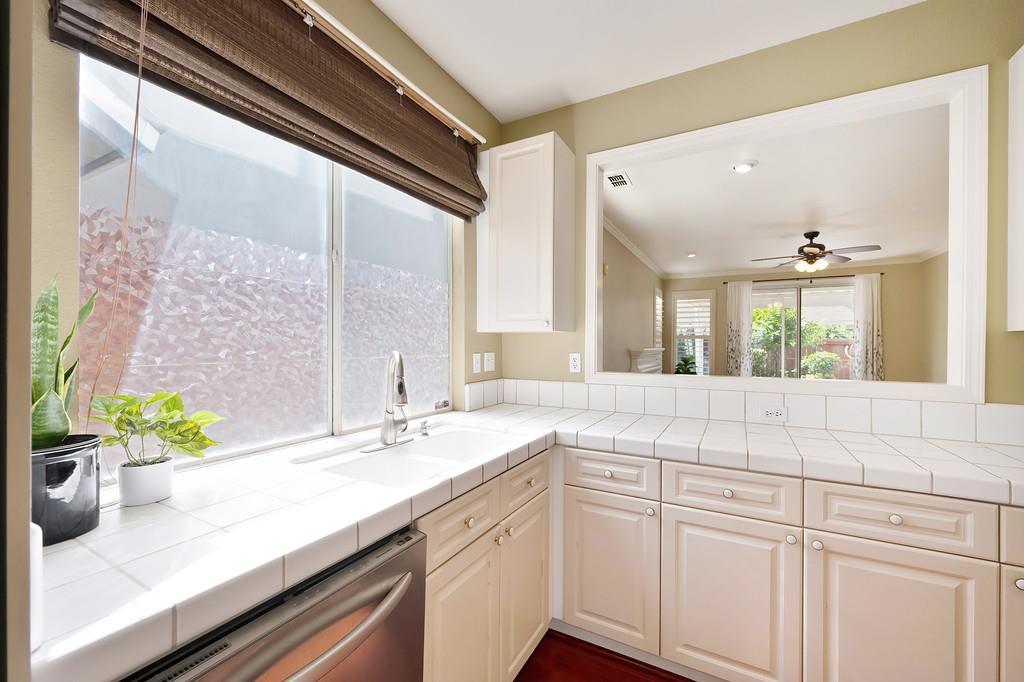 Detail Gallery Image 24 of 48 For 10134 Creek Trail Cir, Stockton,  CA 95209 - 3 Beds | 2 Baths