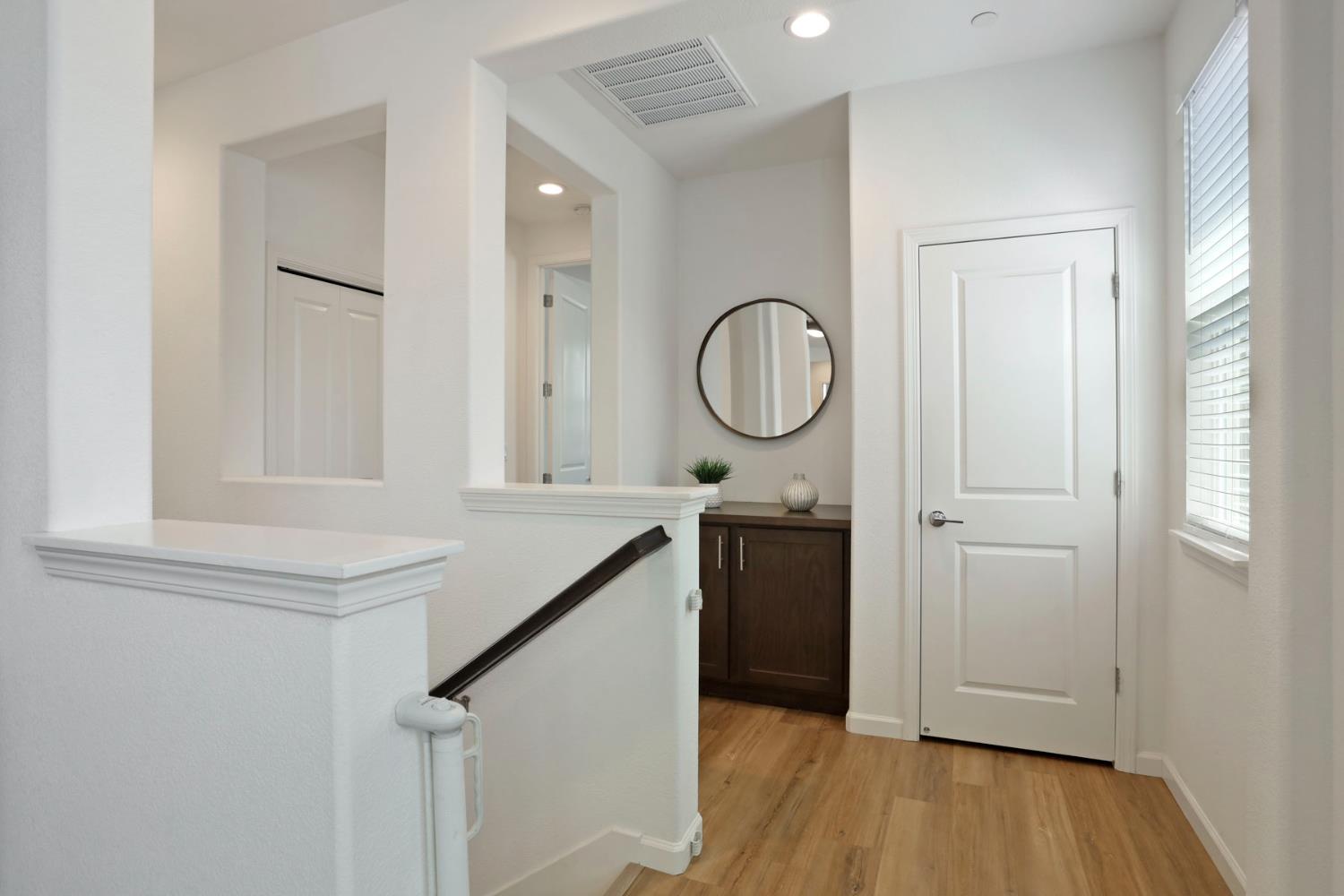 Detail Gallery Image 7 of 54 For 17481 Nightshore Dr, Lathrop,  CA 95330 - 3 Beds | 2 Baths