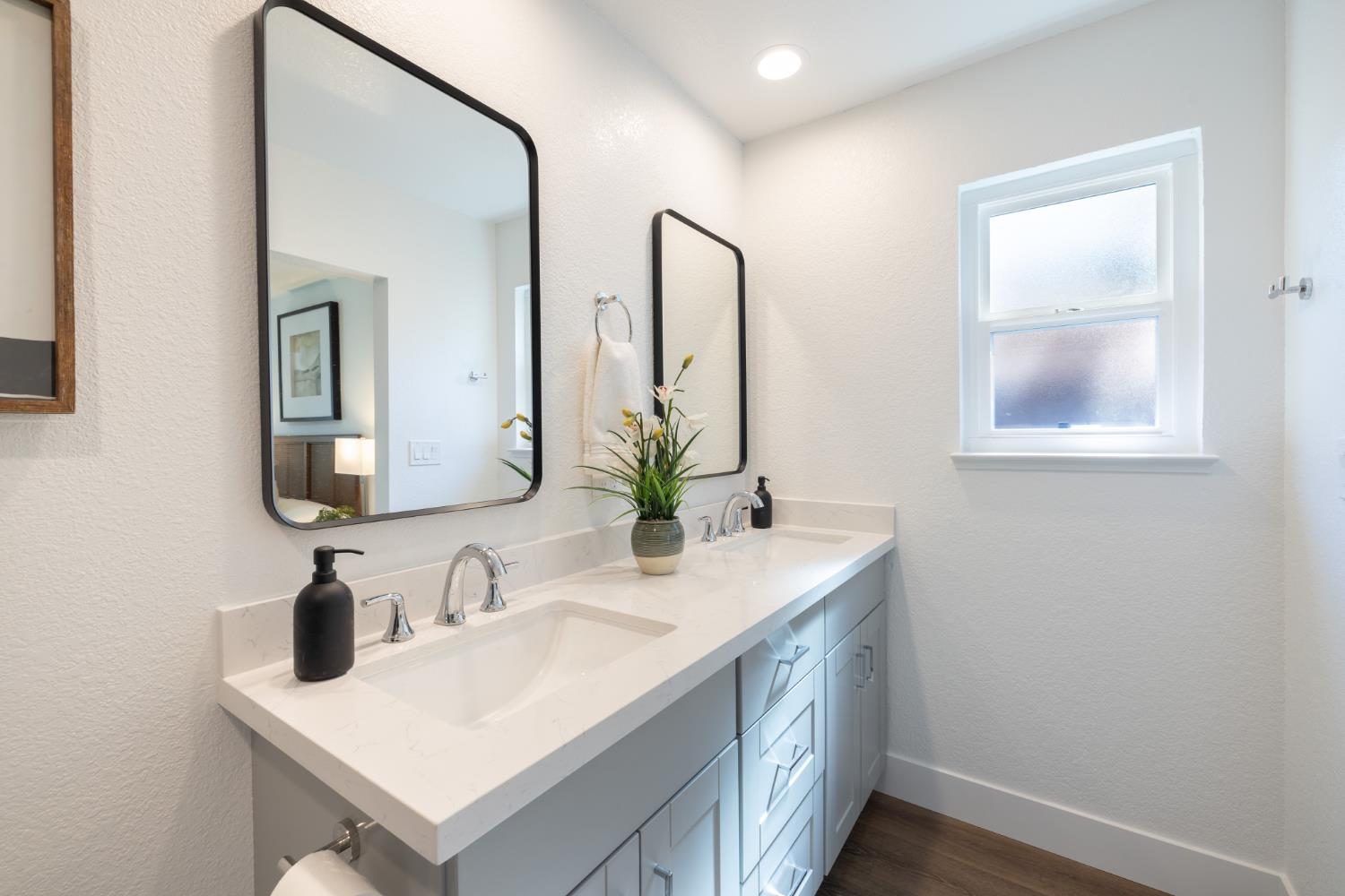 Detail Gallery Image 29 of 45 For 1505 Danica Way, Sacramento,  CA 95833 - 3 Beds | 2 Baths