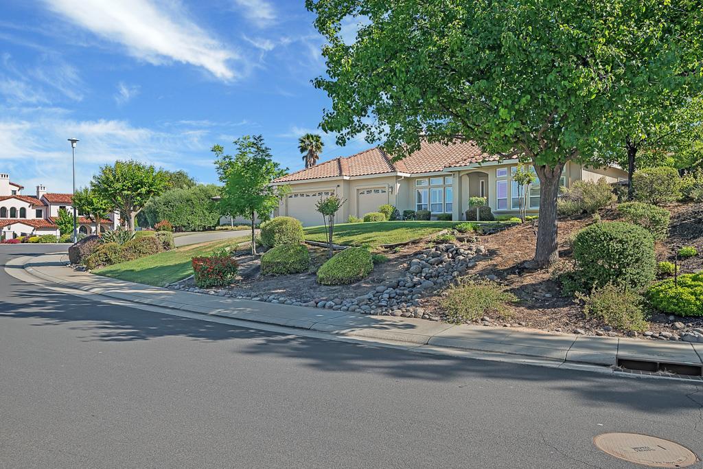 Detail Gallery Image 3 of 76 For 512 Fort Rock Ct, Folsom,  CA 95630 - 4 Beds | 3 Baths