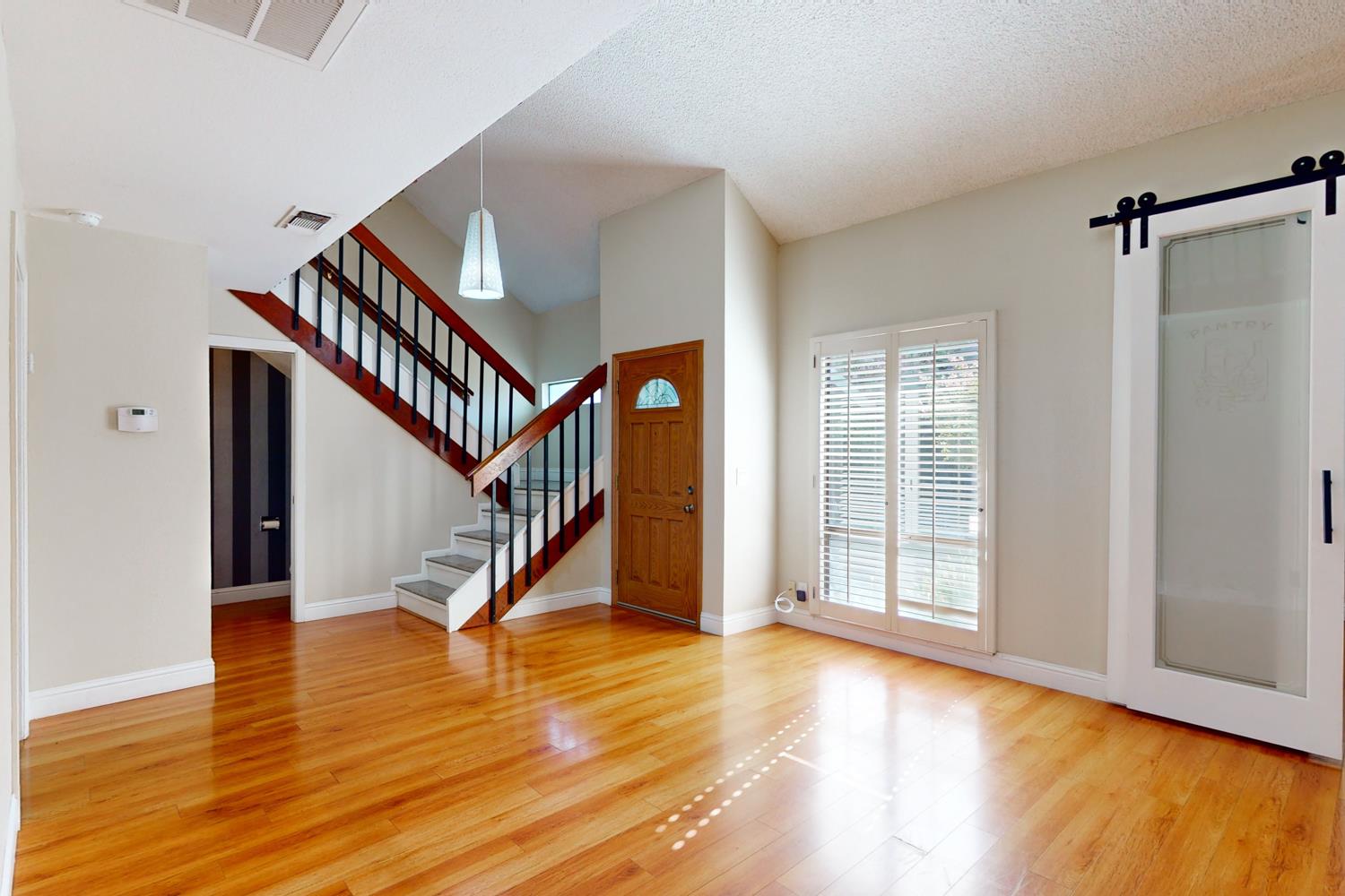 Detail Gallery Image 20 of 75 For 608 College St #11,  Woodland,  CA 95695 - 3 Beds | 2/1 Baths