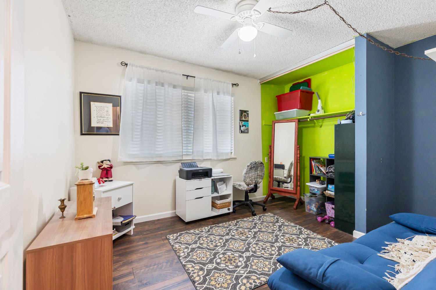 Detail Gallery Image 10 of 17 For 6527 Mel Ct, Citrus Heights,  CA 95610 - 3 Beds | 2 Baths