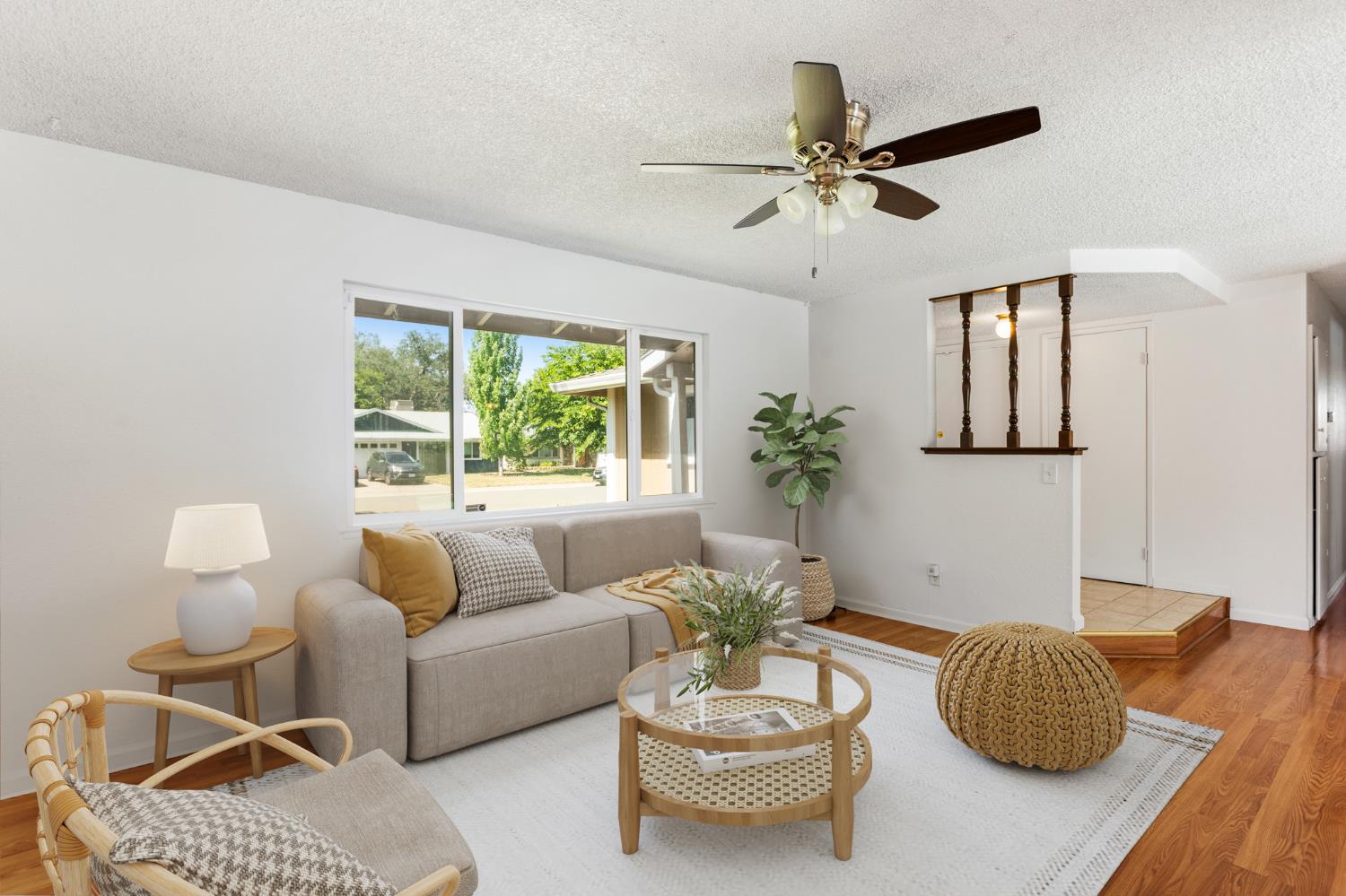Detail Gallery Image 7 of 26 For 6528 Meadowcreek Way, Citrus Heights,  CA 95621 - 4 Beds | 2 Baths