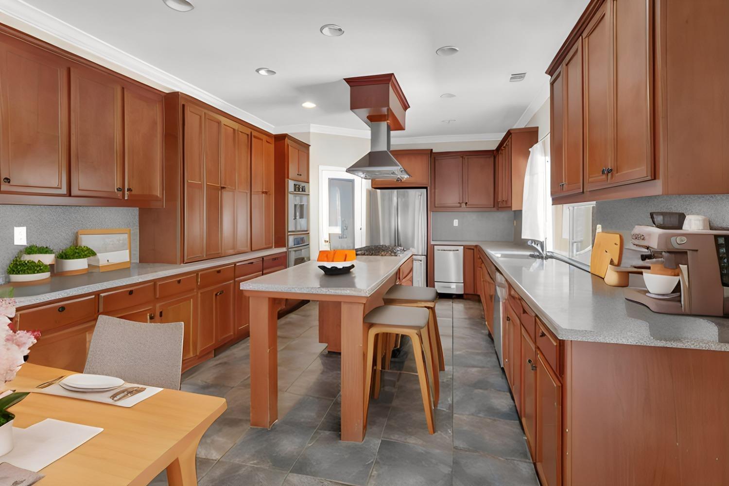 Detail Gallery Image 20 of 49 For 3510 Iron Canyon Cir, Stockton,  CA 95209 - 5 Beds | 3 Baths