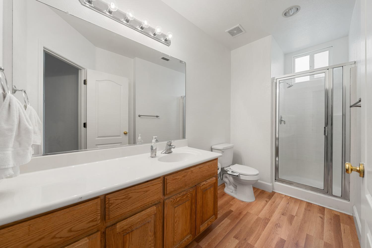 Detail Gallery Image 20 of 54 For 1510 Cedarbrook Rd, West Sacramento,  CA 95691 - 4 Beds | 3 Baths