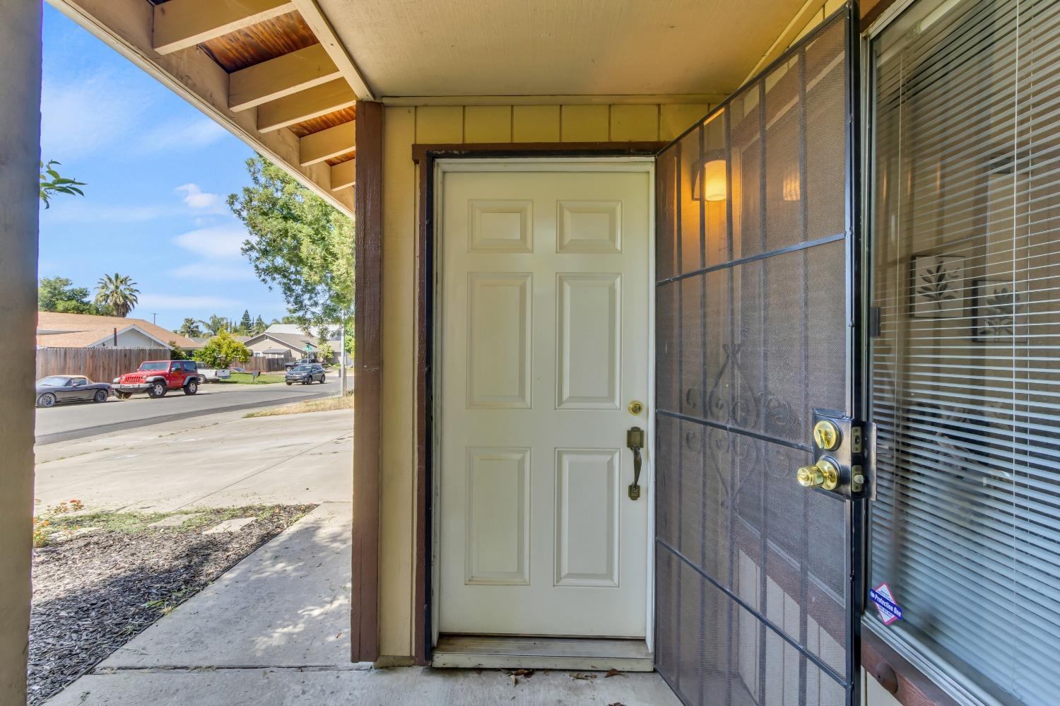 Bix Avenue, Citrus Heights, California image 3