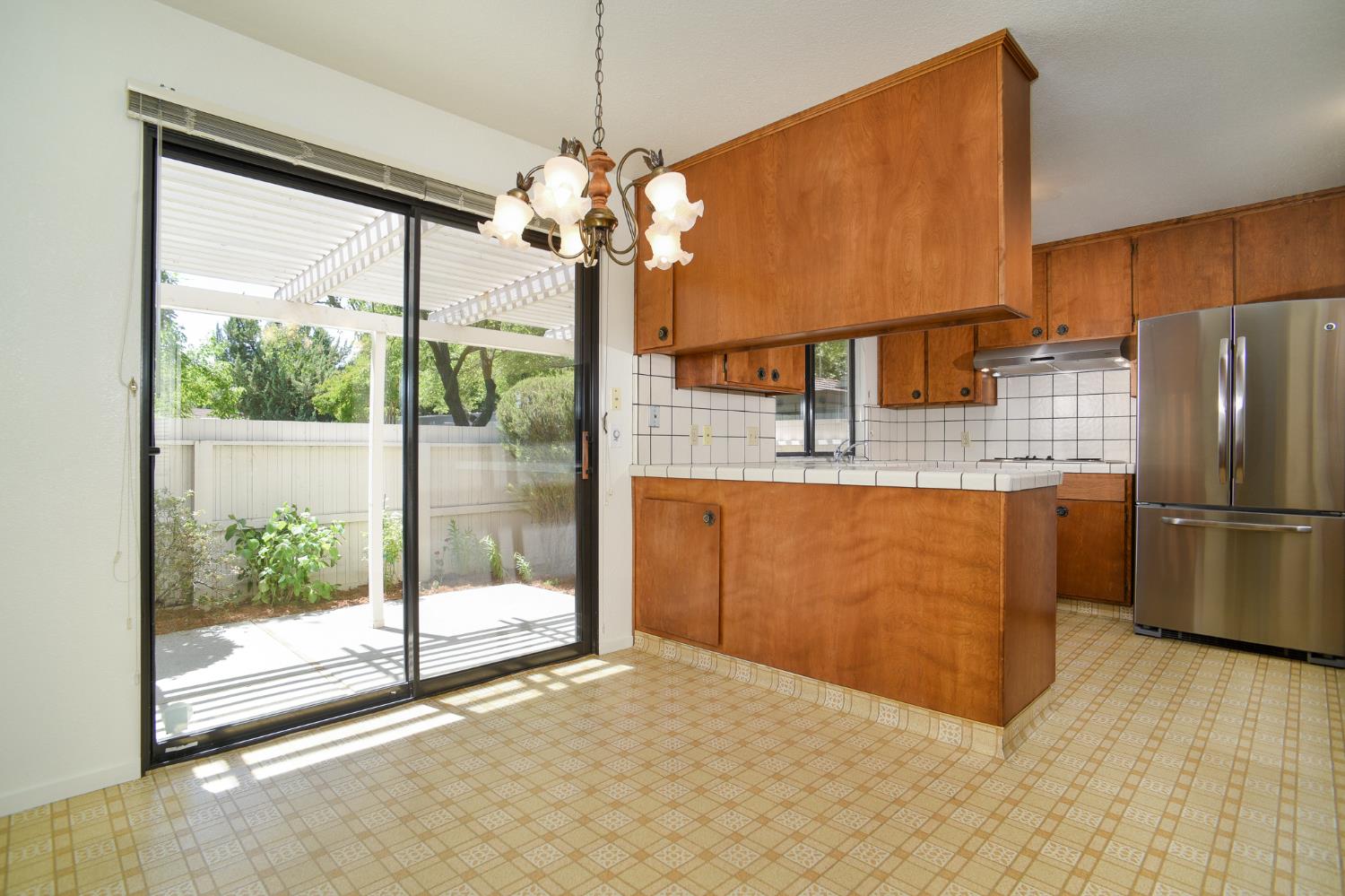 Photo #14: 225053246 Listing: Photo #14