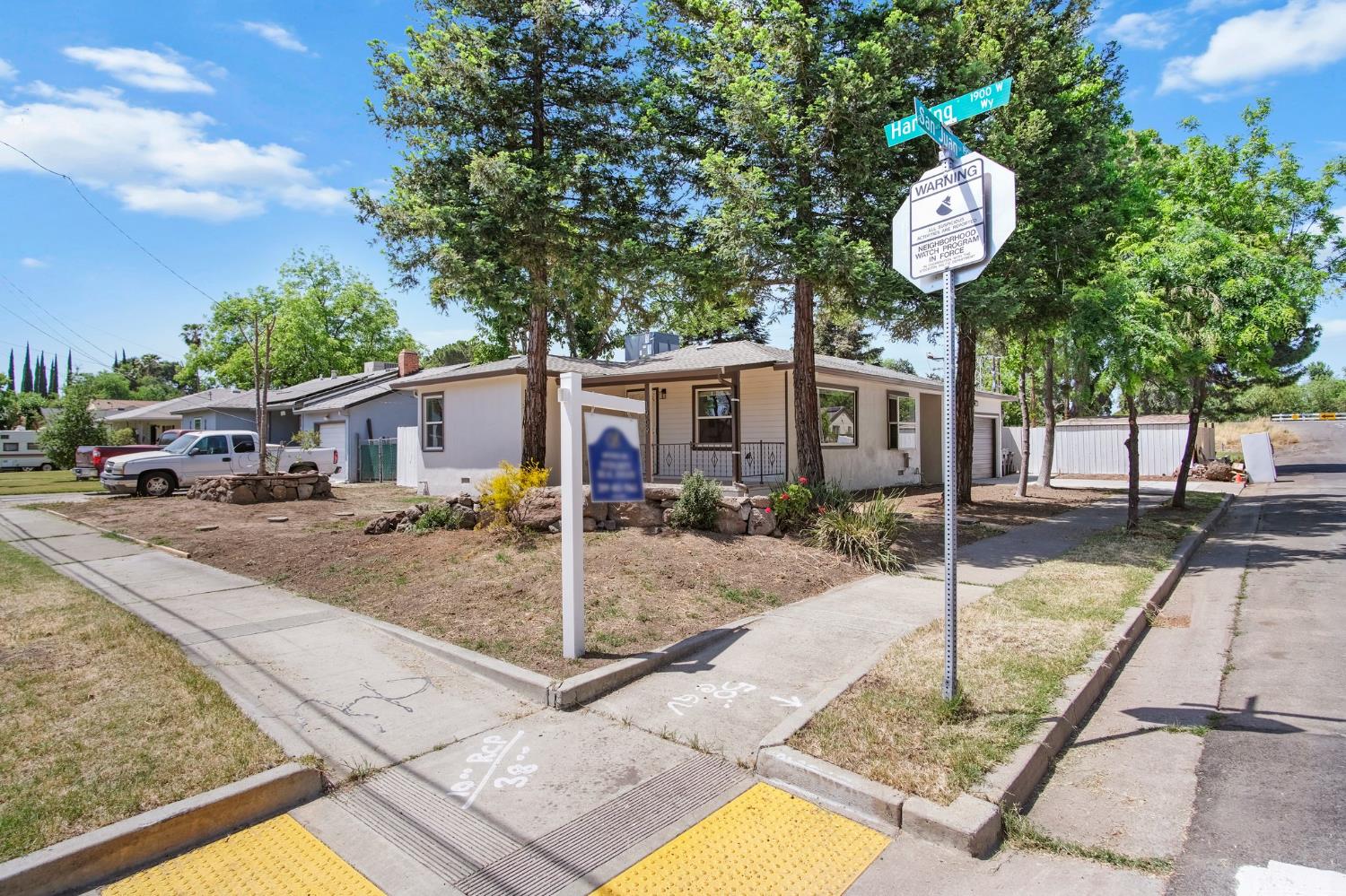Detail Gallery Image 23 of 28 For 1909 W Harding Way, Stockton,  CA 95203 - 2 Beds | 1 Baths