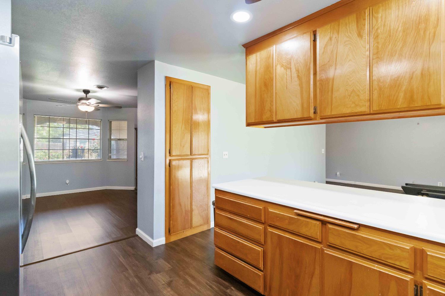 Detail Gallery Image 15 of 35 For 780 Teakwood Dr, Yuba City,  CA 95991 - 4 Beds | 3 Baths