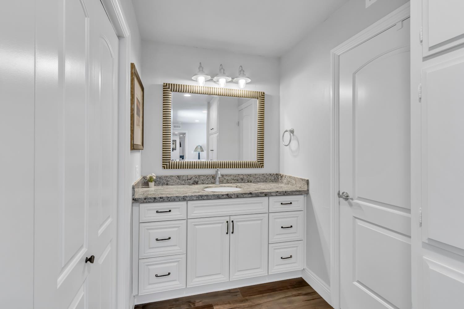 Detail Gallery Image 44 of 94 For 590 Kevington Ct, Sacramento,  CA 95864 - 4 Beds | 3/1 Baths