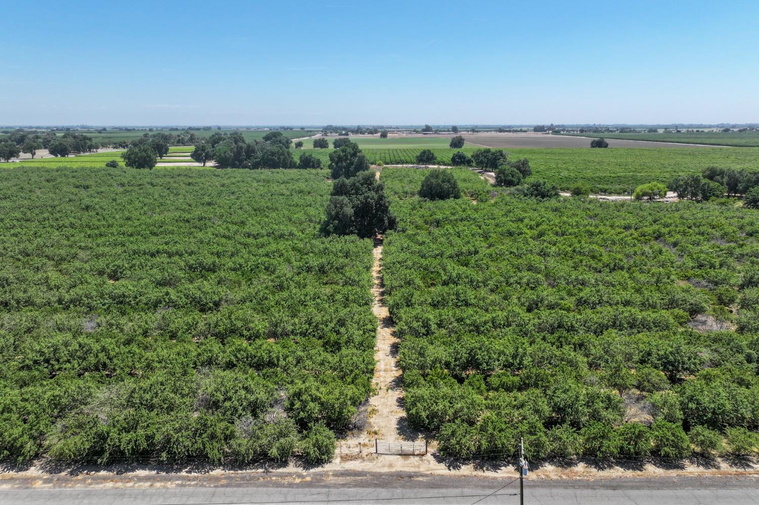 Detail Gallery Image 9 of 36 For 9415 21st Aly, Lemoore,  CA 93245 - – Beds | – Baths