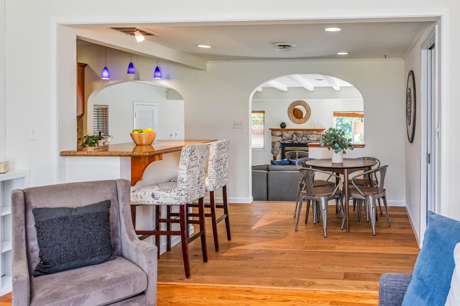 Detail Gallery Image 9 of 36 For 1229 Fitch Way, Sacramento,  CA 95864 - 3 Beds | 2 Baths