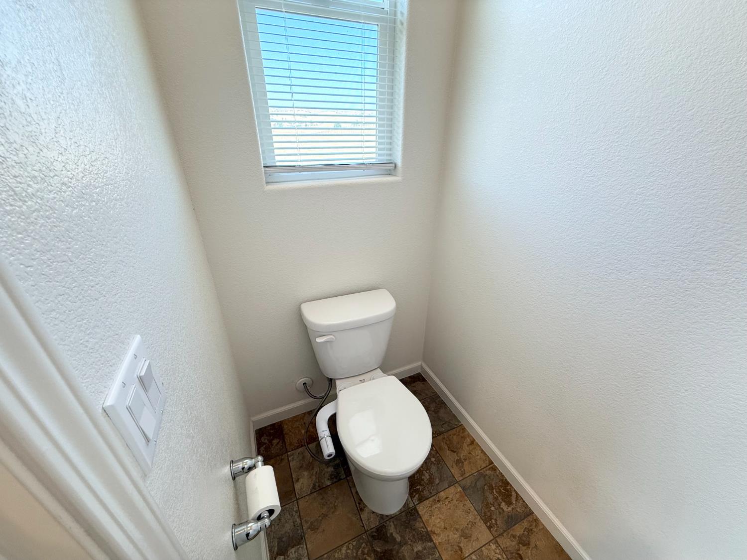 Detail Gallery Image 32 of 47 For 21161 Cabernet Dr, Patterson,  CA 95363 - 5 Beds | 3 Baths