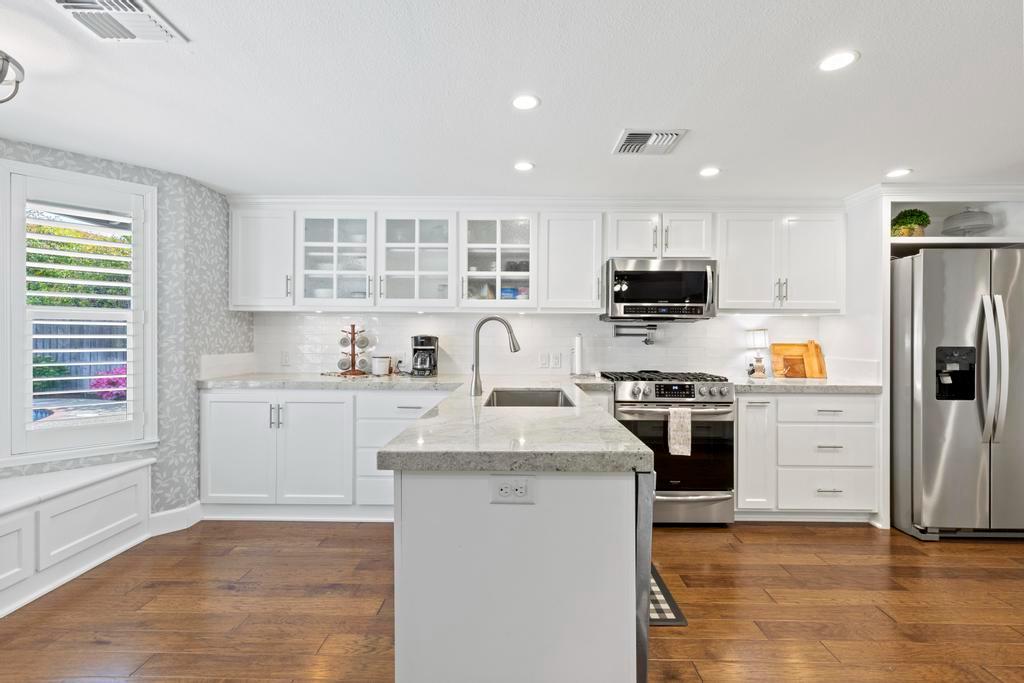 Detail Gallery Image 9 of 80 For 734 Mariner Loop, Yuba City,  CA 95991 - 4 Beds | 3 Baths