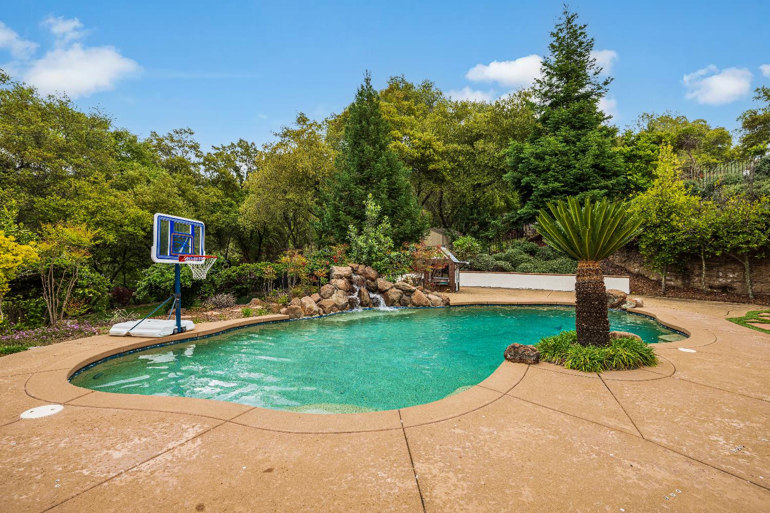 Detail Gallery Image 44 of 84 For 2864 Aberdeen Ln, El Dorado Hills,  CA 95762 - 5 Beds | 3 Baths