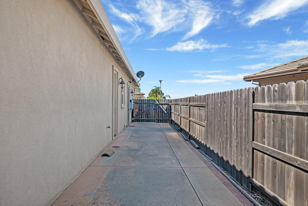 Detail Gallery Image 74 of 76 For 512 Fort Rock Ct, Folsom,  CA 95630 - 4 Beds | 3 Baths